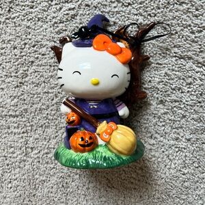 Hello Kitty Blue Sky Figurine